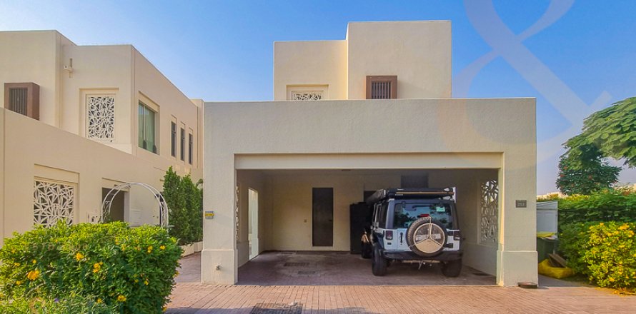 Townhouse in Reem, Dubai, UAE 3 bedrooms, 315 sq.m. № 648473