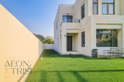 Townhouse in Reem, Dubai, UAE 3 bedrooms, 315 sq.m. № 648473 - photo 2
