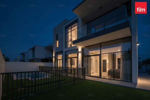 Vilă în Al Furjan, Dubai, EAU 4 dormitoare, 521.9 mp. №699849