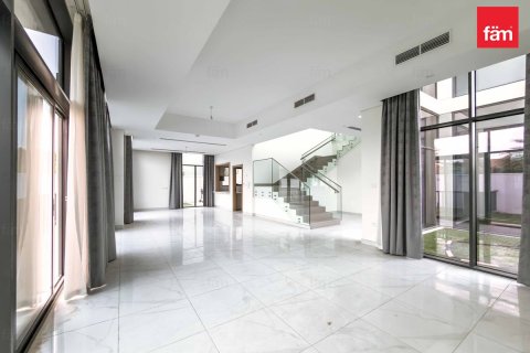 Vila v Al Furjan, Dubai, SAE 4 spálne, 521.9 m2 č. 699849 - Fotografia 6
