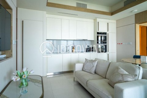 Apartment in Jumeirah Beach Residence, Dubai, UAE 2 bedrooms, 149 sq.m. № 633542 - photo 8