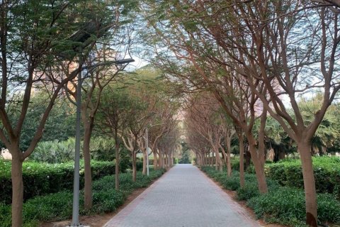 Apartment in Jumeirah Village Circle, Dubai, UAE 2 bedrooms, 108 sq.m. № 633540 - photo 23