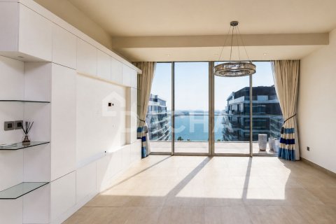 Palm Jumeirah, Dubai, UAE의 판매용 아파트 침실 2개, 104제곱미터 번호 758648 - 사진 2