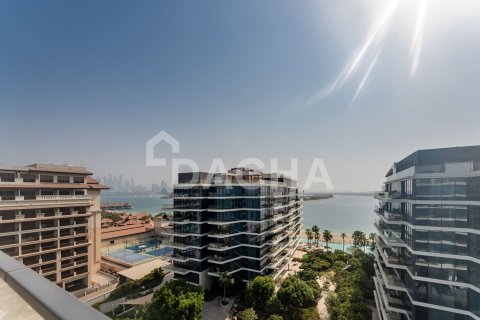Palm Jumeirah, Dubai, UAE의 판매용 아파트 침실 2개, 104제곱미터 번호 758648 - 사진 28
