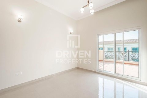 Vila u The Villa, Dubai, UAE 5 spavaćih soba, 555 m2 Br. 747039 - fotografija 19