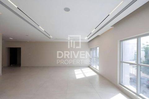 וילה להשכרה ב Jumeirah, Dubai, איחוד האמירויות  4 חדרי שינה, 668.9 מ"ר, מספר 747041 - תמונה 7