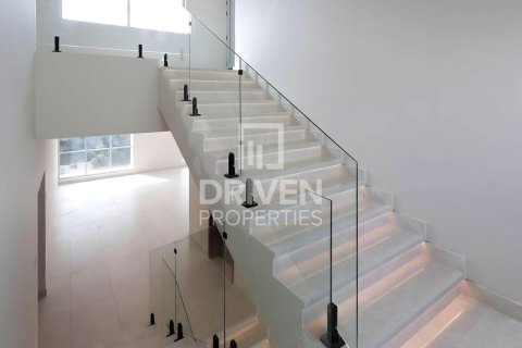 וילה להשכרה ב Jumeirah, Dubai, איחוד האמירויות  4 חדרי שינה, 668.9 מ"ר, מספר 747041 - תמונה 12