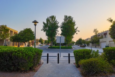 Ras Al Khaimah、UAE にあるタウンハウス販売中 3ベッドルーム、316 m2、No734716 - 写真 17