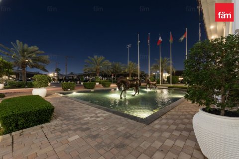 Müüa villa asukohaga Dubai, AÜE: 5 magamistoaga, 607.6 m² Nr 722356 - pilt 23