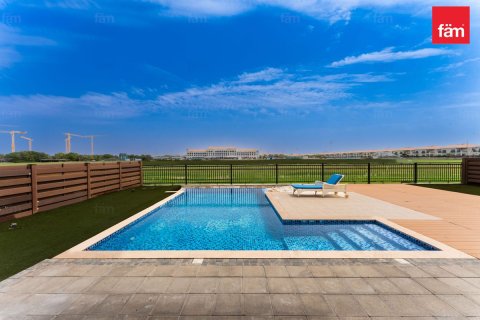 Müüa villa asukohaga Dubai, AÜE: 5 magamistoaga, 607.6 m² Nr 722356 - pilt 22