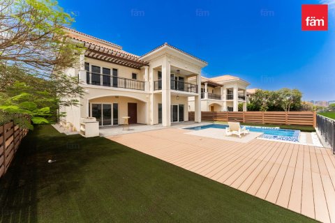 Müüa villa asukohaga Dubai, AÜE: 5 magamistoaga, 607.6 m² Nr 722356 - pilt 2