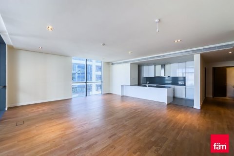 Huoneisto Al Wasl, Dubai, Arabiemiraatit 2 makuuhuonetta, 171.4 m2 № 652305 - kuva 2