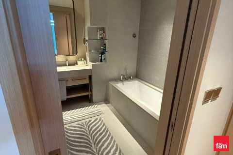 Apartment in Downtown Dubai (Downtown Burj Dubai), UAE 2 bedrooms, 105.8 sq.m. № 648074 - photo 11