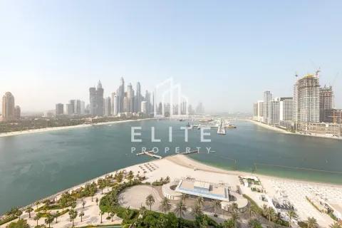 Apartman u gradu Palm Jumeirah, Dubai, UAE 4 spavaće sobe, 1318 m2 Br. 640672 - Slika 15
