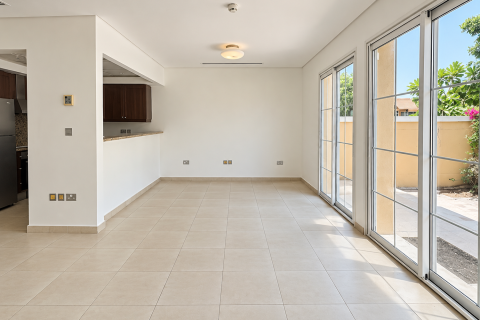 Таунхаус Jumeirah Village Triangle, Дубай, БАӘ-да 2 жатын бөлмелер, 180.05 м² № 764261 - фото 3