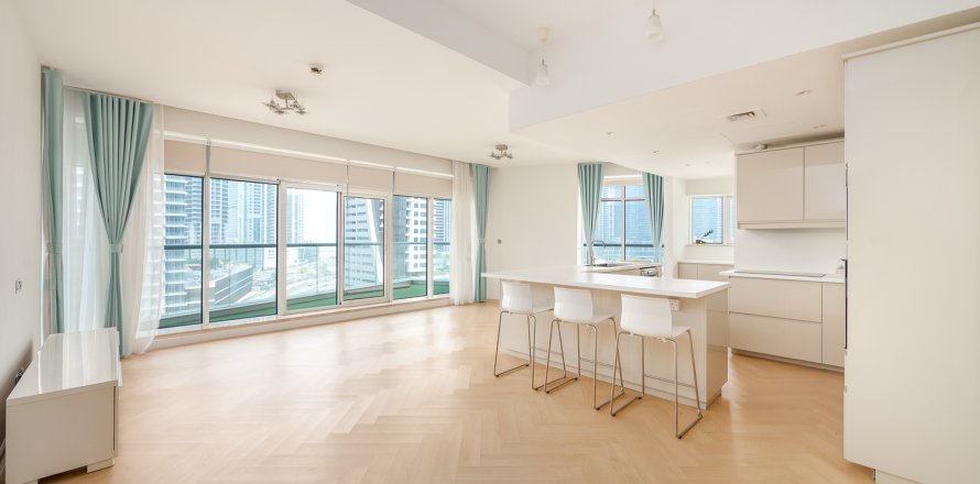 Apartment in Dubai Marina, UAE 3 bedrooms, 214.98 sq.m. № 764260