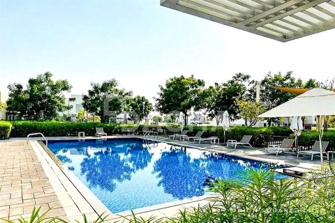 Dubai South (Dubai World Central), Dubai, BAE’de satılık daire 2 yatak odası, 121 m&sup2; No 706563 - fotoğraf 10