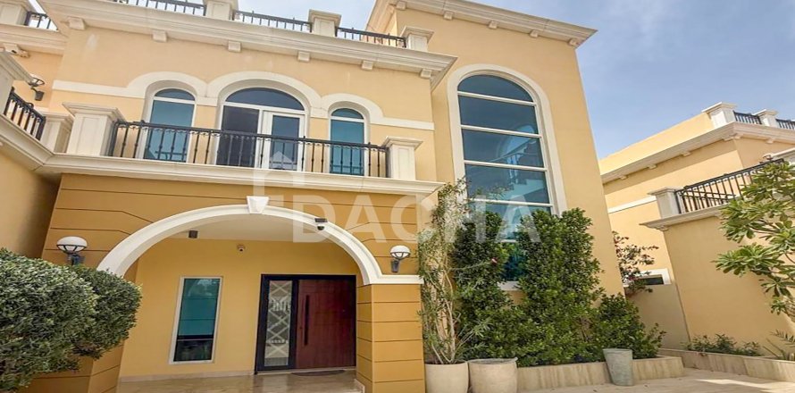 Vila v Jumeirah Park, Dubai, SAE 4 spálne, 504 m2 č. 706565