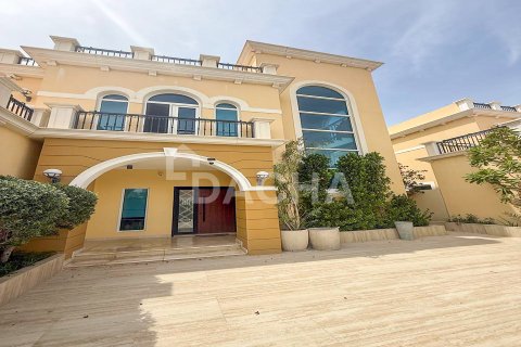 Vila v Jumeirah Park, Dubai, SAE 4 spálne, 504 m2 č. 706565 - Fotografia 11