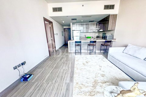 Huoneisto Jumeirah Lake Towers, Dubai, Arabiemiraatit 1 makuuhuone, 70 m2 № 706564 - kuva 3