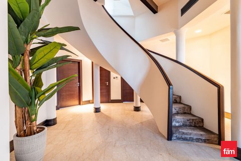 Palm Jumeirah, Dubai, संयुक्त अरब अमीरात में विला, 3 बेडरूम, 622.1 वर्ग मीटर, संख्या 629311 - फ़ोटो 9