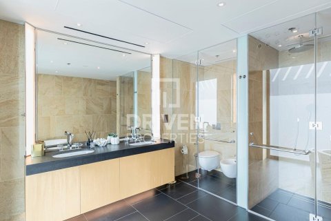 Снять в аренду квартиру в Джумейра, Дубай, ОАЭ 1 спальня, 138м2, № 684157 - фото 12