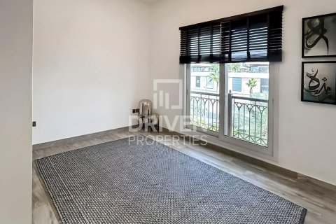 Apartment in Palm Jumeirah, Dubai, UAE 2 bedrooms, 181 sq.m. № 684165 - photo 4