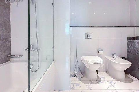 Apartment sa Business Bay, Dubai, UAE 3 silid-tulugan, 184.72 sq.m. № 748668 - larawan 17