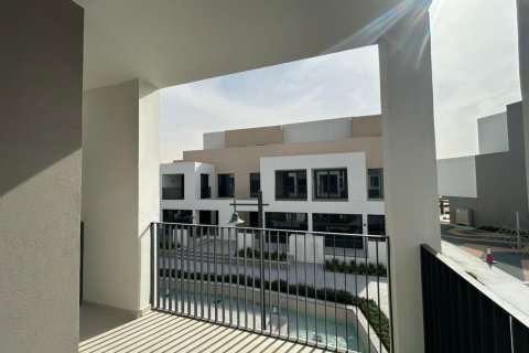 Stadthaus zur Miete in Arabian Ranches 3, Dubai, VAE 3 Schlafzimmer, 218.88 m2 Nr. 733689 - Foto 10