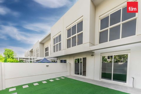 Villetta a schiera a Dubai, EAU 3 camere da letto, 161 mq. № 702552