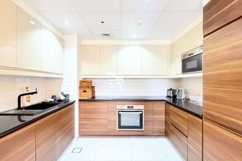 Apartament do wynajęcia w Jumeirah Beach Residence, Dubai, ZEA 2 sypialnie, 131 mkw., nr 720262 - zdjęcie 2