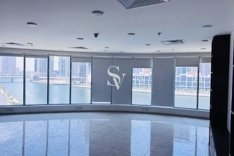 Office in Business Bay, Dubai, UAE 102 sq.m. № 720259 - photo 2