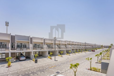 Řadový dům v Mohammed Bin Rashid City, Dubai, SAE 3 ložnice, 270 m² Č.: 663199 - fotografie 3