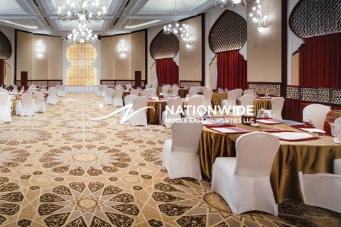 Abu Dhabi、UAE にあるマンション販売中 3ベッドルーム、130 m2、No685465 - 写真 12