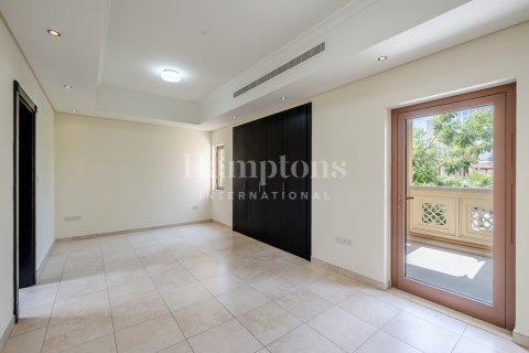 Vila di Al Furjan, Dubai, UAE 5 bilik tidur, 599.96757400 meter persegi № 751533 - foto 4