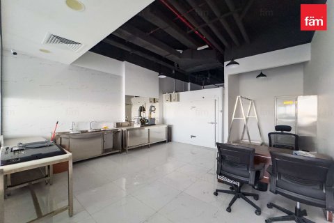 Kedai di International City, Dubai, UAE 86.2 meter persegi № 661801 - foto 10