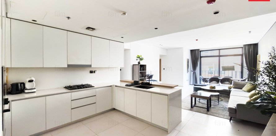 Appartamento a Dubai, EAU 3 camere da letto, 134.7 mq. № 661825