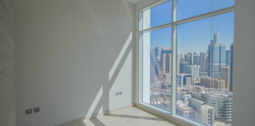 Dubai Marina, Dubai, संयुक्त अरब अमीरात में अपार्टमेंट, 2 बेडरूम, 77 वर्ग मीटर, संख्या 649308