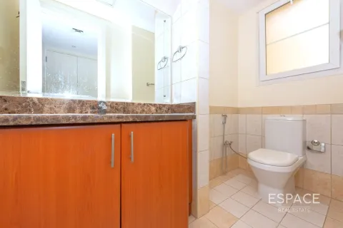 Villa te koop in The Springs, Dubai, VAE 2 slaapkamers, 153 vr.m., nr 649760 - foto 11