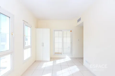 Villa te koop in The Springs, Dubai, VAE 2 slaapkamers, 153 vr.m., nr 649760 - foto 8