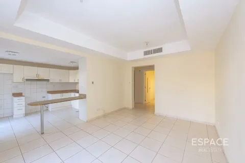 Villa te koop in The Springs, Dubai, VAE 2 slaapkamers, 153 vr.m., nr 649760 - foto 4