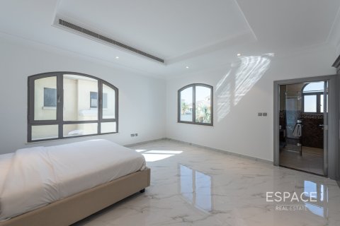 Huvila Palm Jumeirah, Dubai, Arabiemiraatit 4 makuuhuonetta, 511 m2 № 649765 - kuva 15