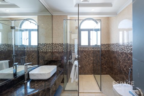 Huvila Palm Jumeirah, Dubai, Arabiemiraatit 4 makuuhuonetta, 511 m2 № 649765 - kuva 16