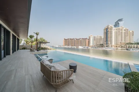Villa sa Palm Jumeirah, Dubai, UAE 6 silid-tulugan, 1394 sq.m. № 649761 - larawan 19