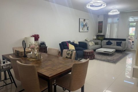 Al Furjan, Dubai, संयुक्त अरब अमीरात में अपार्टमेंट, 2 बेडरूम, 224 वर्ग मीटर, संख्या 706380 - फ़ोटो 7