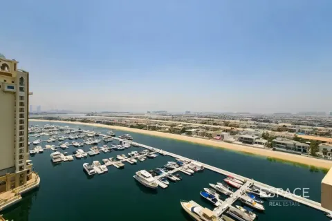 Apartamento em Palm Jumeirah, Dubai, EAU 3 quartos, 234 m2 № 738093