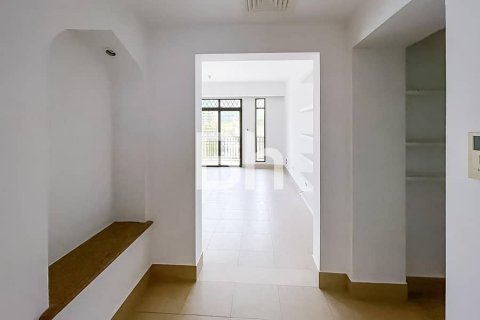 Huoneisto Downtown Dubai (Downtown Burj Dubai), Arabiemiraatit 2 makuuhuonetta, 135 m2 № 642715 - kuva 9