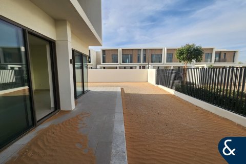 Vila v The Valley, Dubai, SAE 4 spálne, 218 m2 č. 688789 - Fotografia 11