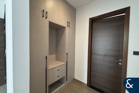 Vila di Al Furjan, Dubai, UAE 5 bilik tidur, 606 meter persegi № 688791 - foto 16