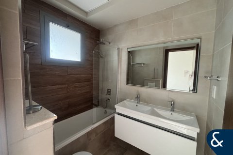 Kamienica do wynajęcia w Al Furjan, Dubai, ZEA 4 sypialnie, 152 mkw., nr 688794 - zdjęcie 8